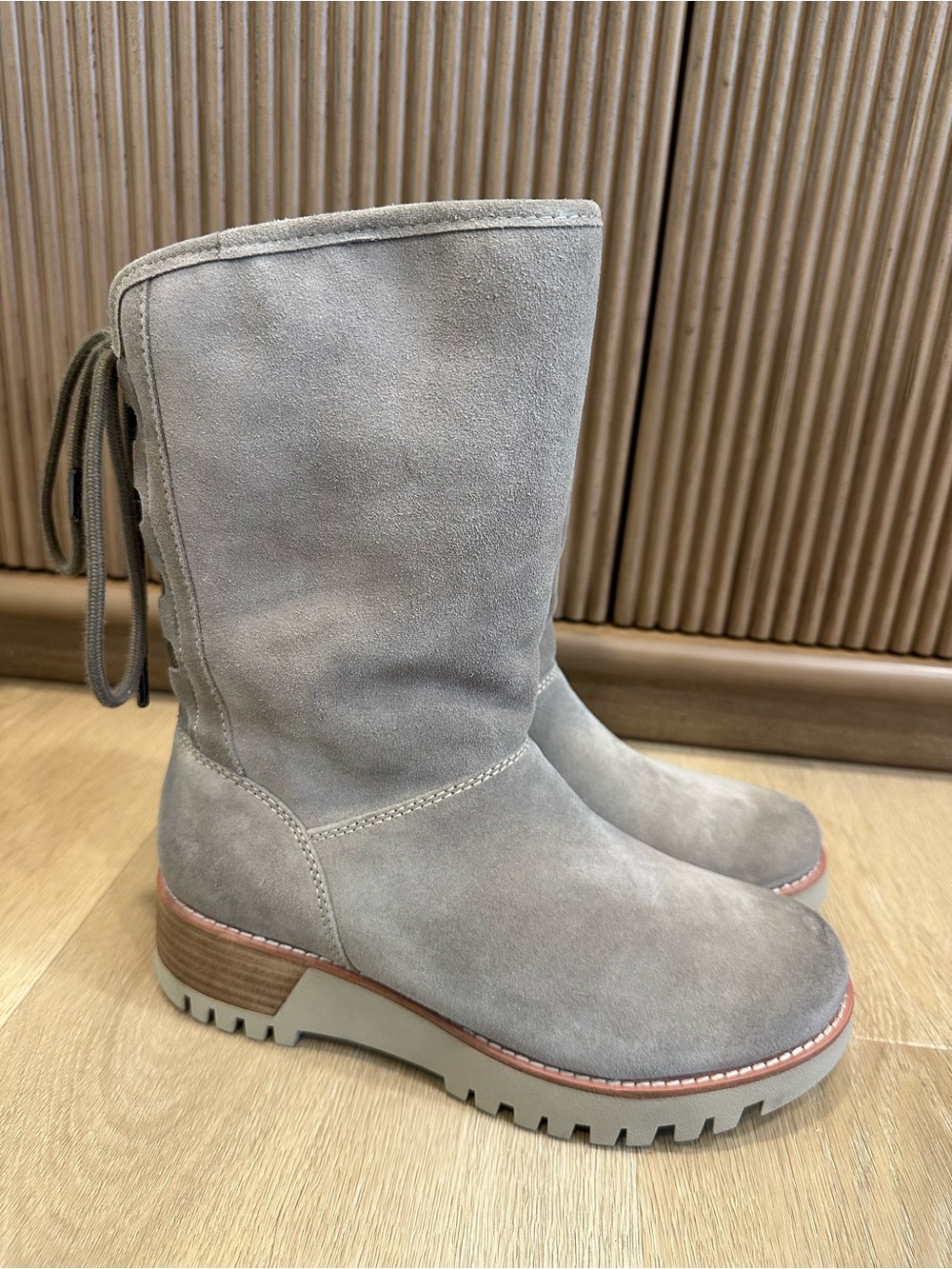 NEW BIONICA canita boots in light taupe Women's Gray Suede Mid-Calf Lug Sole